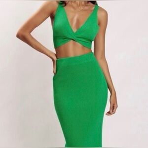 Meshki Elegant Green Women's Skirt Set